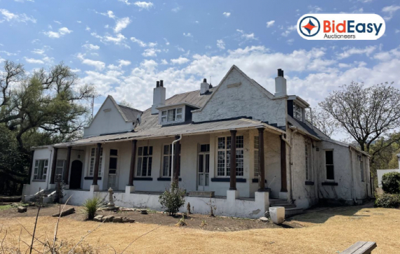 LARGE 6 BED HOME WITH RENTAL INCOME OPPORTUNITY - HARRISMITH