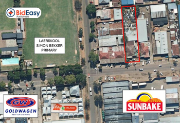 8 ROOM PROPERTY WITH WORKSHOPS & STORAGE - PRETORIA