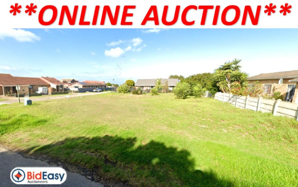 PRIME VACANT STAND IN WAVECREST - JEFFREYS BAY